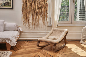 LEVO Rocker- Fur Milk