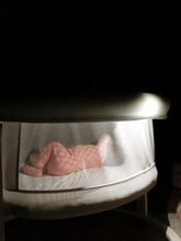 Load image into Gallery viewer, Micuna Smart Luce Wooden Bassinet with Light &amp; Fabric