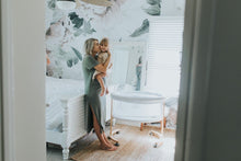 Load image into Gallery viewer, Micuna Smart Fresh Wooden Bassinet &amp; Fabric