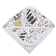 Load image into Gallery viewer, Animal Print Bamboo Hooded Towel And Washcloth Set