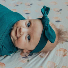 Load image into Gallery viewer, Headband And Swaddle With Long Sleeves Bundle (Spruce)