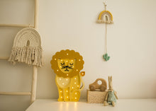 Load image into Gallery viewer, Little Lights Lion Lamp