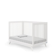 Load image into Gallery viewer, Soho 3-in-1 Convertible Crib- White